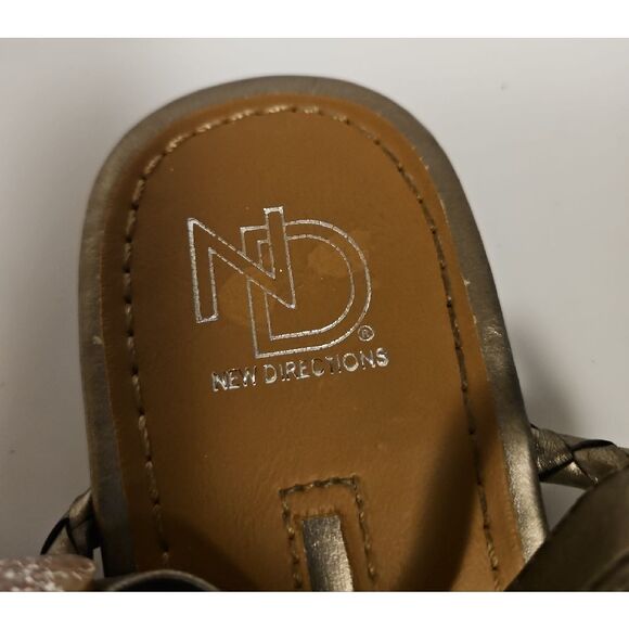 New Directions Braided Silver Metallic Sandals sz 10 - Picture 3 of 7
